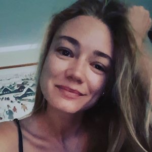 Oksana Akinshina Nude