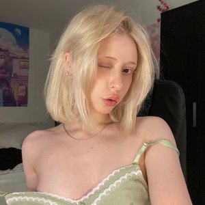 Zira Merz Nude