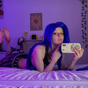 Zira Merz Nude