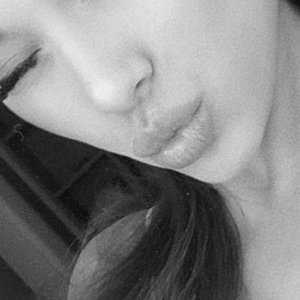 Ariana Grande Nude