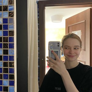 Emma Mayers Nude