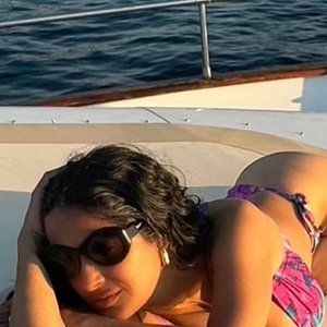Salma Khayek Nude