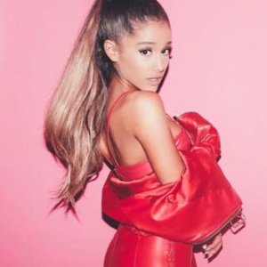 Ariana Grande Nude