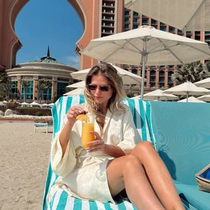 Yuliya Topolnitskaya Nude