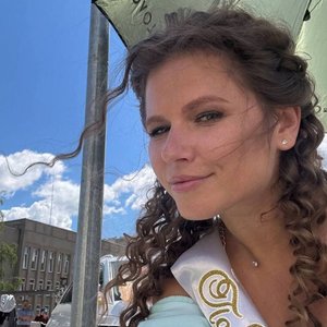 Yuliya Topolnitskaya Nude