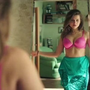Yuliya Topolnitskaya Nude