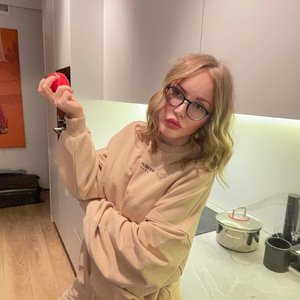 Masha Malinovskaya Nude