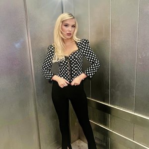 Milli Bobbi Braun Nude