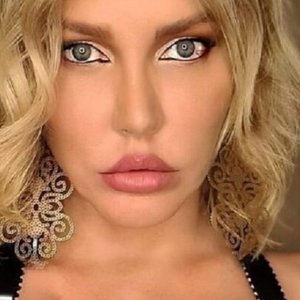 Masha Malinovskaya Nude