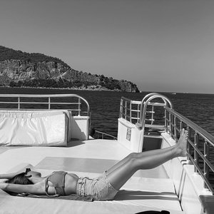 Anastasiya Reznik Nude