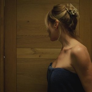 Anna Nevskaya Nude