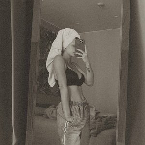 Anya Ishchuk Nude