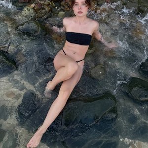 Anya Enina Nude