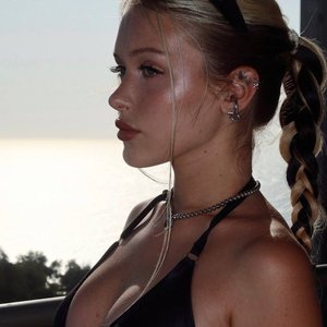 Liza Lpshka Nude