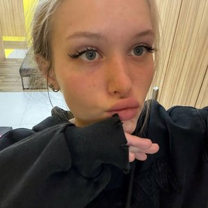 Liza Lpshka Nude