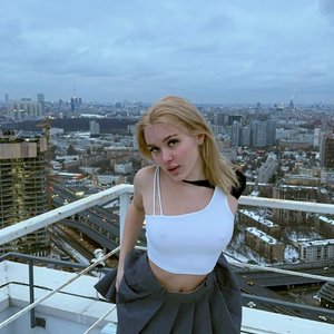 Liza Lpshka Nude