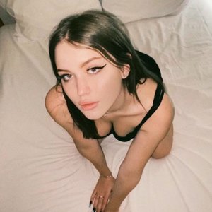 Liza Lpshka Nude