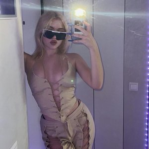 Liza Lpshka Nude