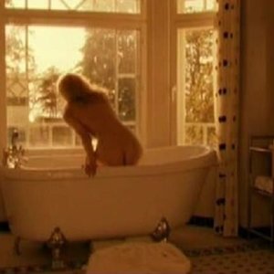 Lyanka Gryu Nude