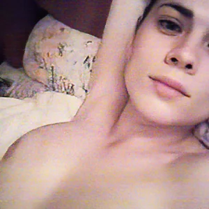 Kheyli Etvell Nude