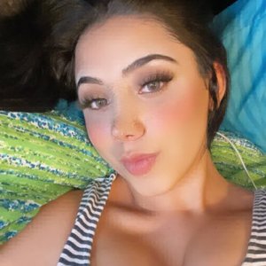 Ariadna Lorentsana Nude