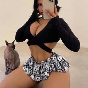 Gina Savage Nude