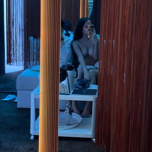 Maytiyn Nude