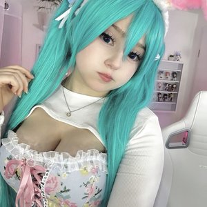 Upminaa Nude