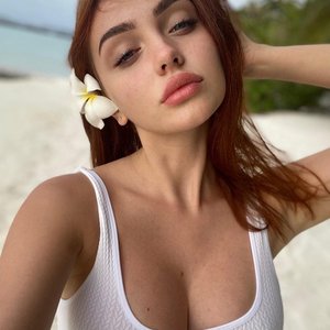Yana Rup Nude