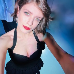 Anna Chipovskaya Nude