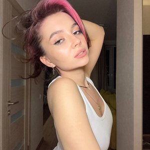 Aleny Bobrikhi Nude