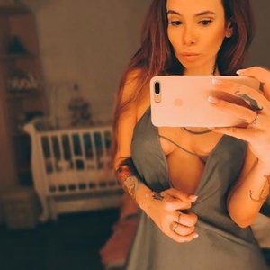 Ayza Dolmatova Nude