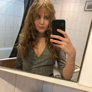 Angelina Robin Gud Nude