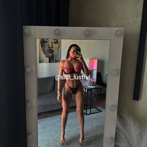 Lustful Slut Nude
