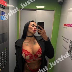 Lustful Slut Nude