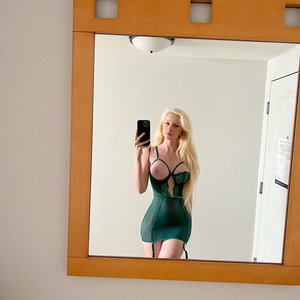 Msfiiire Nude