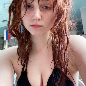 Evelinushka Nude
