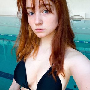 Evelinushka Nude