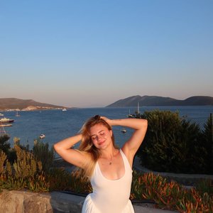 Katya Adushkina Nude