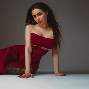 Toma Zhdanova Nude