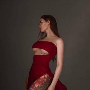 Toma Zhdanova Nude