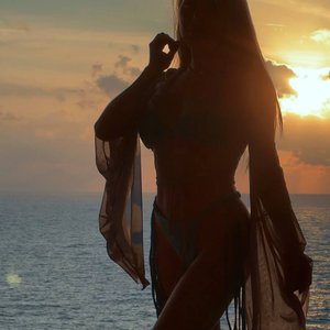 Karina Kross Nude