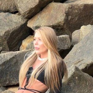 Karina Kross Nude
