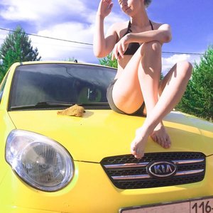 Chio Yam Nude