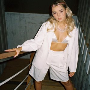 Eva Miller Nude