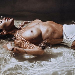 Ayza Dolmatova Nude