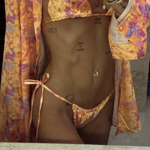 Ayza Dolmatova Nude