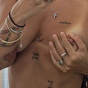 Ayza Dolmatova Nude
