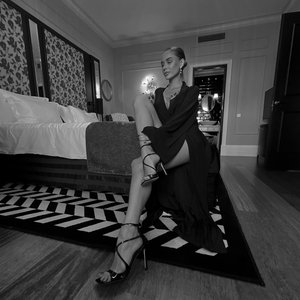 Zoya Futs Nude